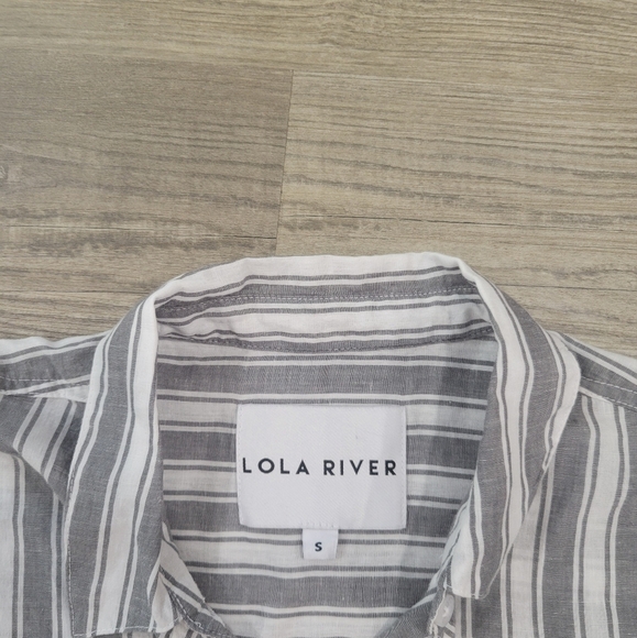 Lola River Women Linen Button Down Blouse - Picture 4 of 6